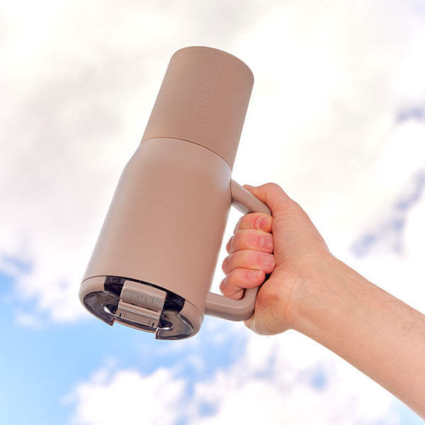 Muv 35oz upside down.